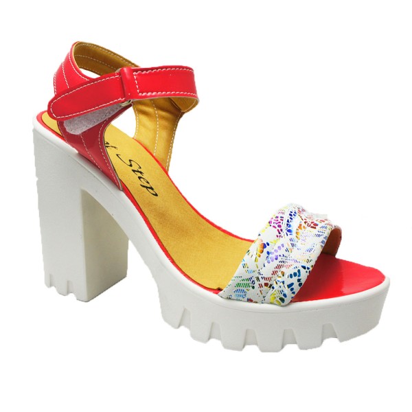 Босоножки Footstep