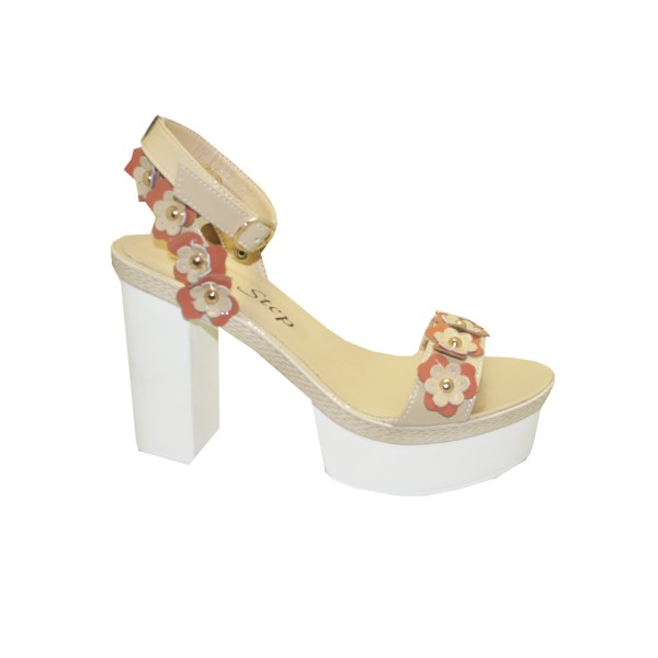 Босоножки FootStep